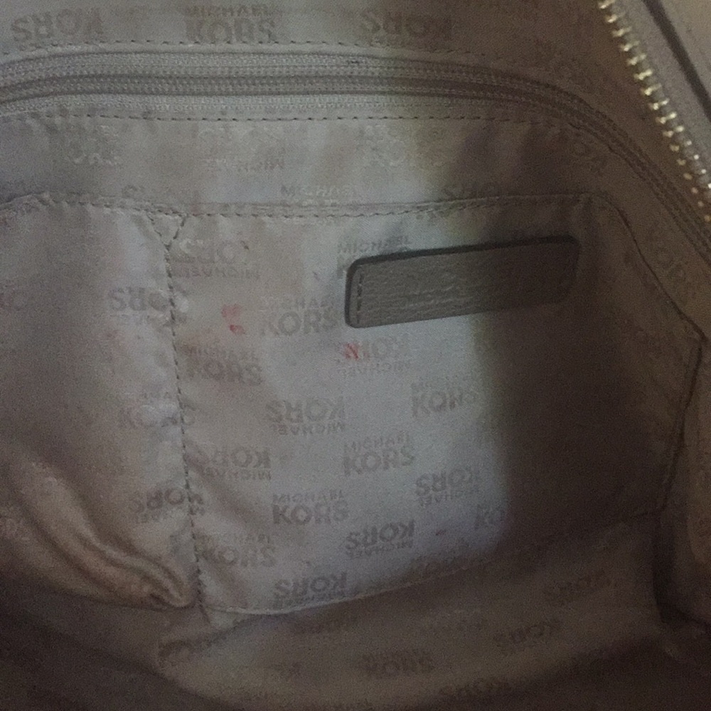 Michael Kors taupe purse - Picture 3 of 5